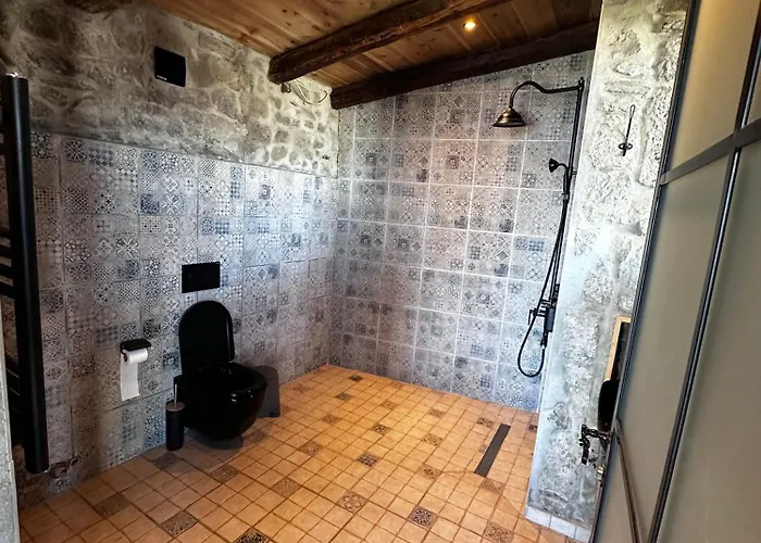 Casa De Arte Nordeste * Pedreira (Sao Miguel)